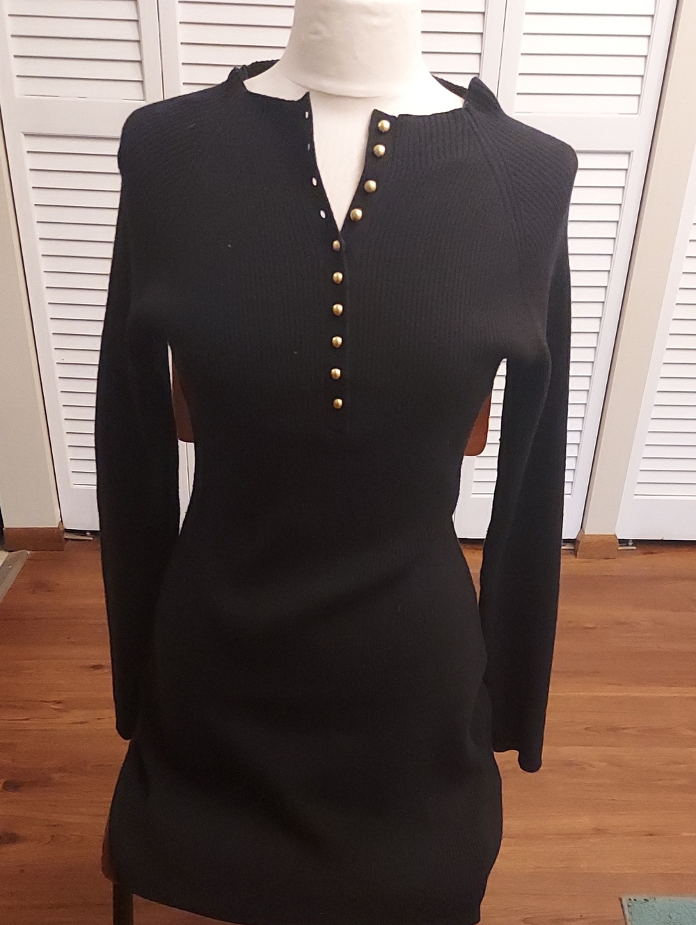 Universal Thread Black Ribbed Long-Sleeve Dress with Gold Buttons